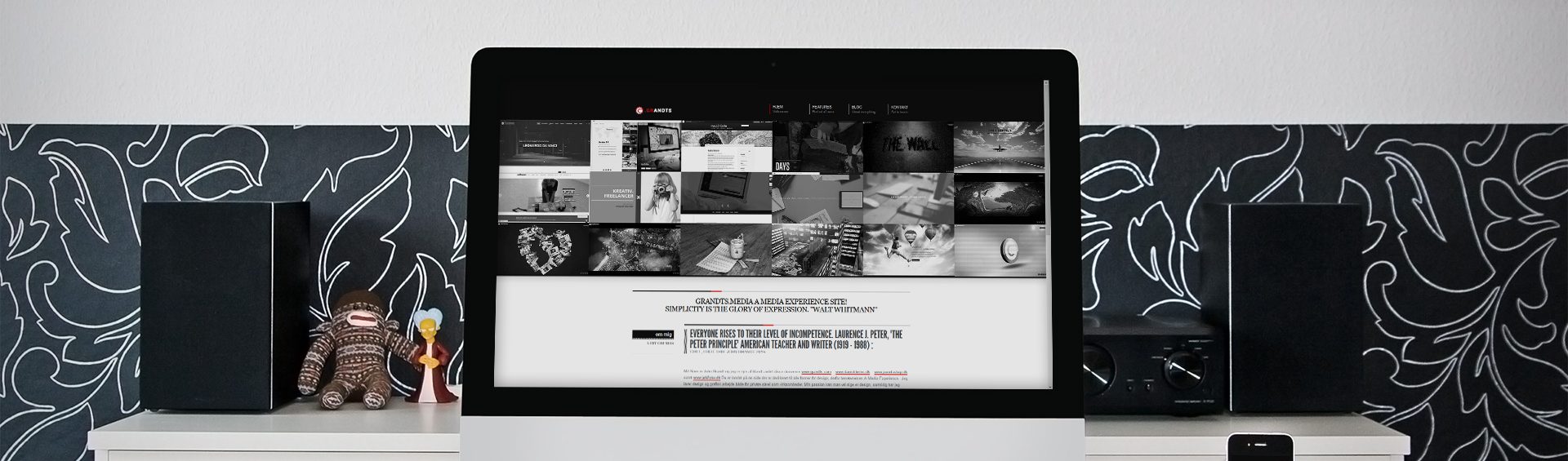 black-and-white-html5